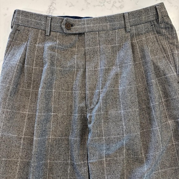 Brooks Brothers Italian Wool Pants 36x29 Black White Houndstooth Pleated Cuffed - Picture 4 of 10